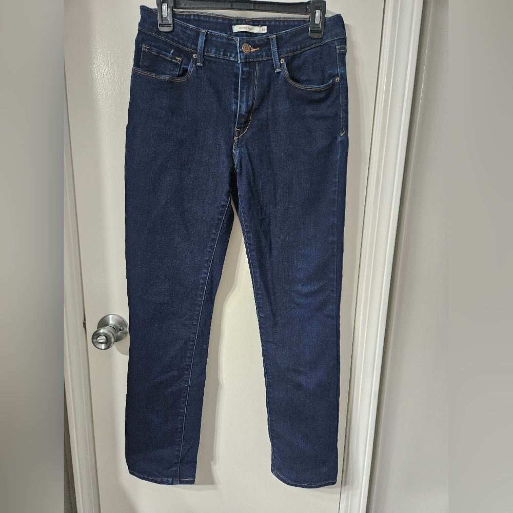 Levi denim jeans Women's Mid Rise Skinny Size 10 58575